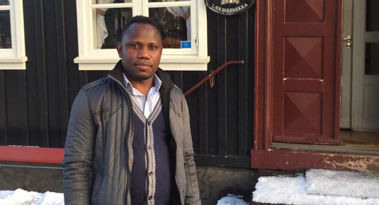 Mennirnir þrír verða ekki fluttir úr landi í nótt