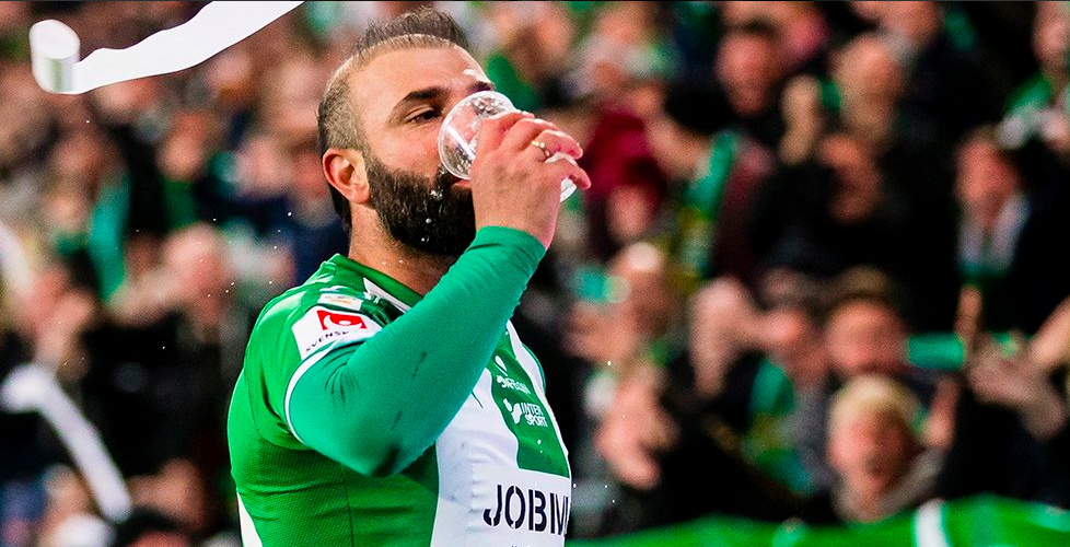 Fagnaði marki með því að fá sér bjórsopa: „Besta fagn sem ég hef séð á fótboltavelli“