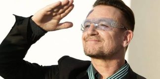 Bono staddur á Ísland