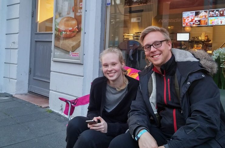 Fremst í Dunkin' Donuts-röðinni: „Maður er enn þá volgur eftir Eyjar“
