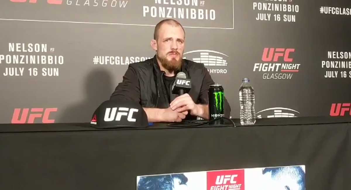 Gunnar Nelson fékk putta í augað: „Sá tvöfalt það sem eftir var af bardaganum“