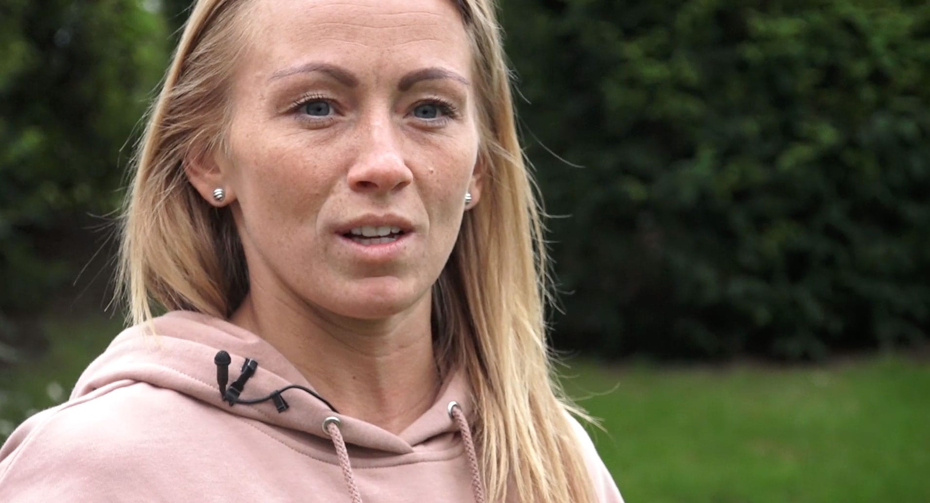 Fyrsti heimavöllur Gunnhildar Yrsu var úti í garði: „Maður setti upp föt og skó og var að rekja á milli“