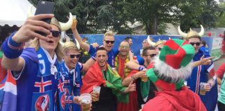 Íslenskir og portúgalskir stuðningsmenn syngja og dansa saman
