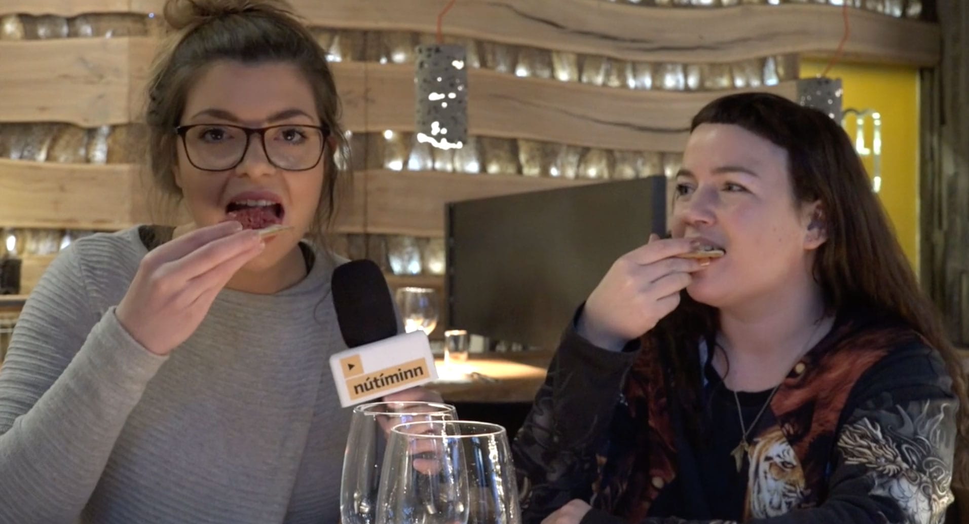 Nesti Sigmundar Davíðs smakkað með Hrefnu Sætran: „Ég hefði aðeins kryddað þetta til“