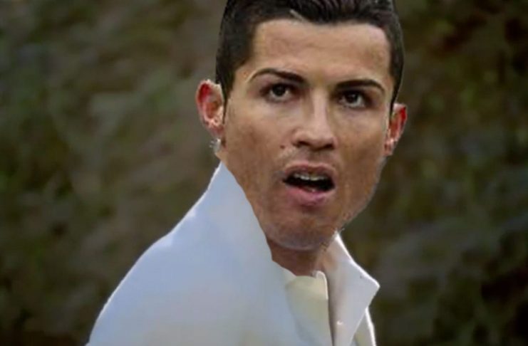 Svona sjáum við fyrir okkur samskipti Arons Einars og Ronaldo
