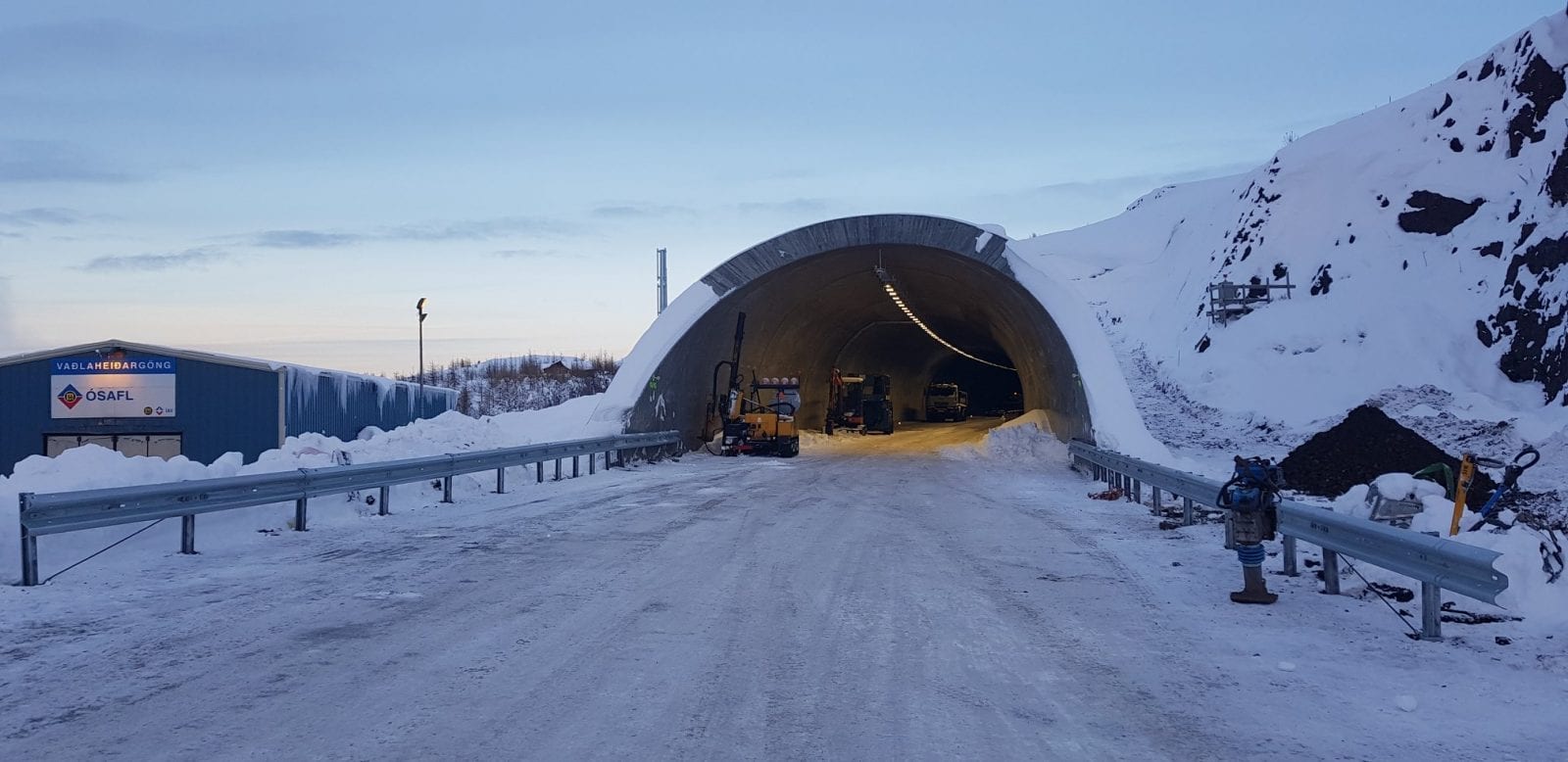 Mun kosta 1500 krónur fyrir fólksbíl í gegnum Vaðlaheiðargöng