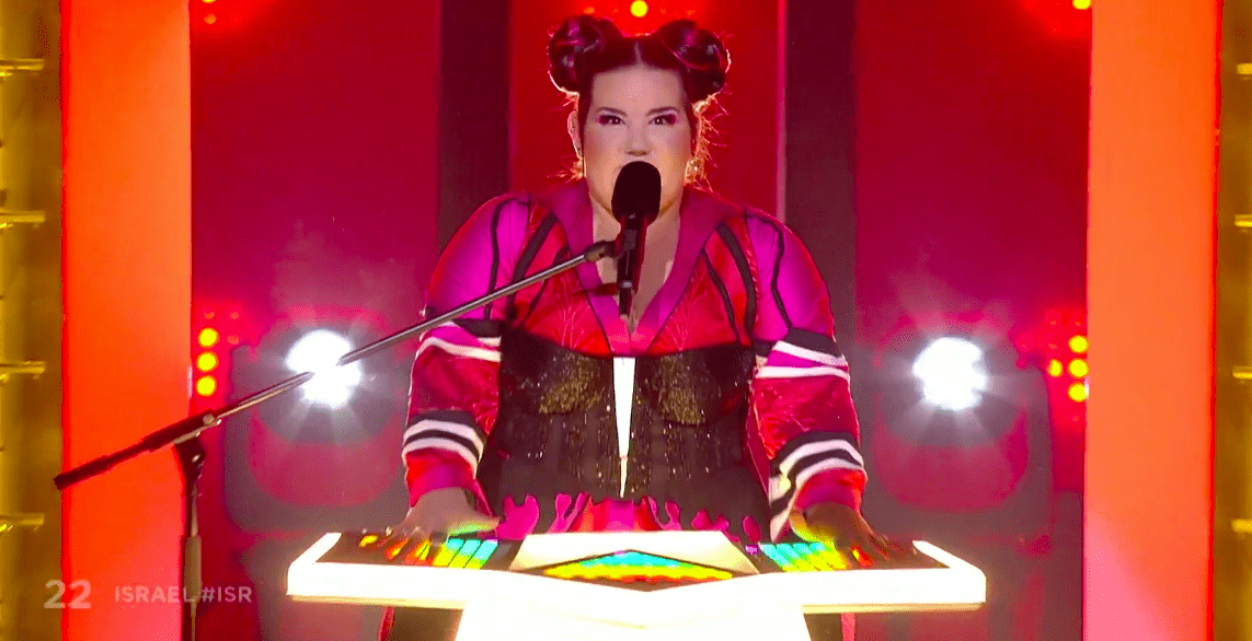 Fólkið á Twitter missti sig í tístunum yfir Eurovision: „Danir komnir ansi langt í að þróa víkingakrappið“