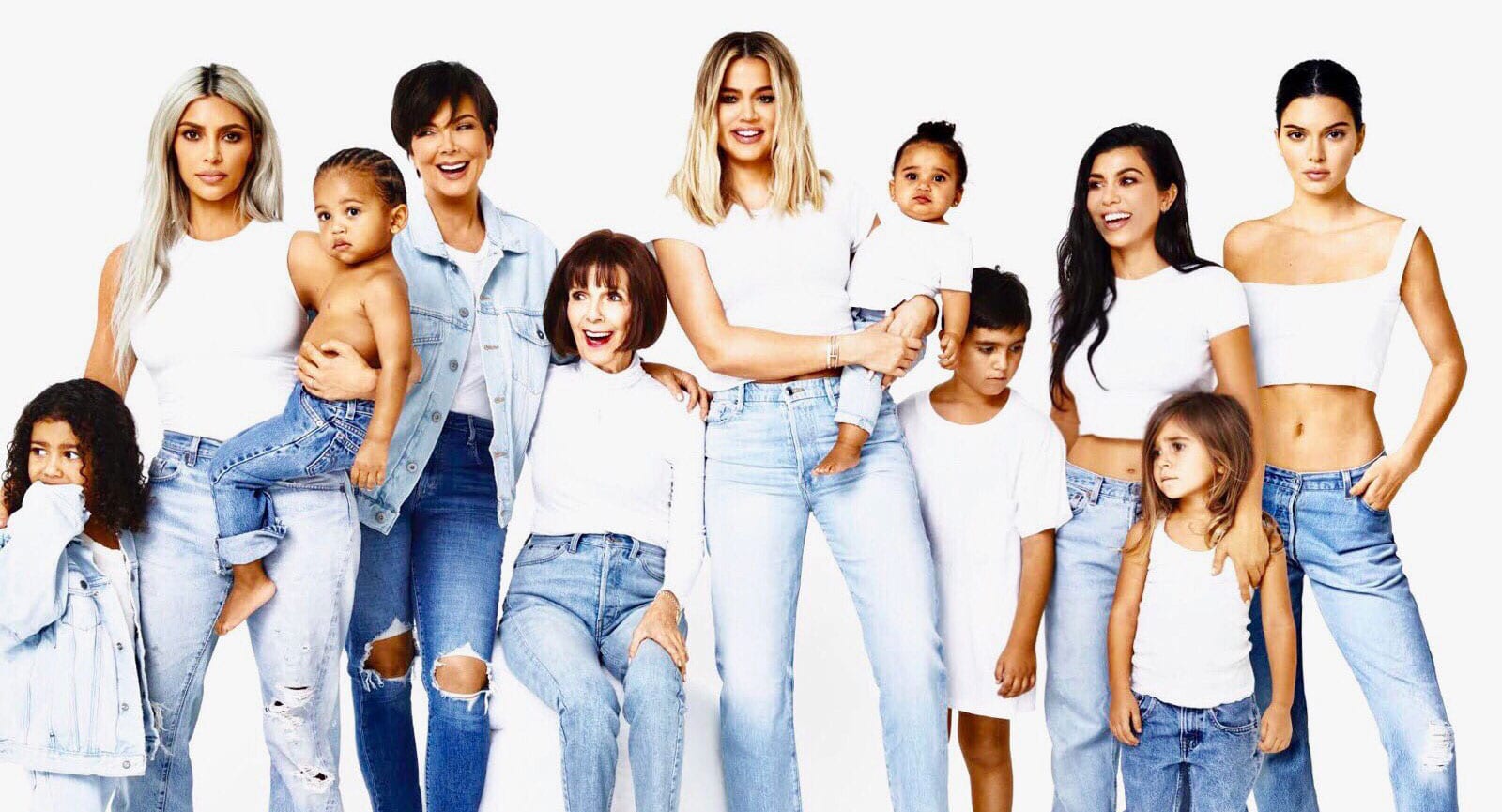 Kylie Jenner ekki með á jólakorti Kardashian-fjölskyldunnar