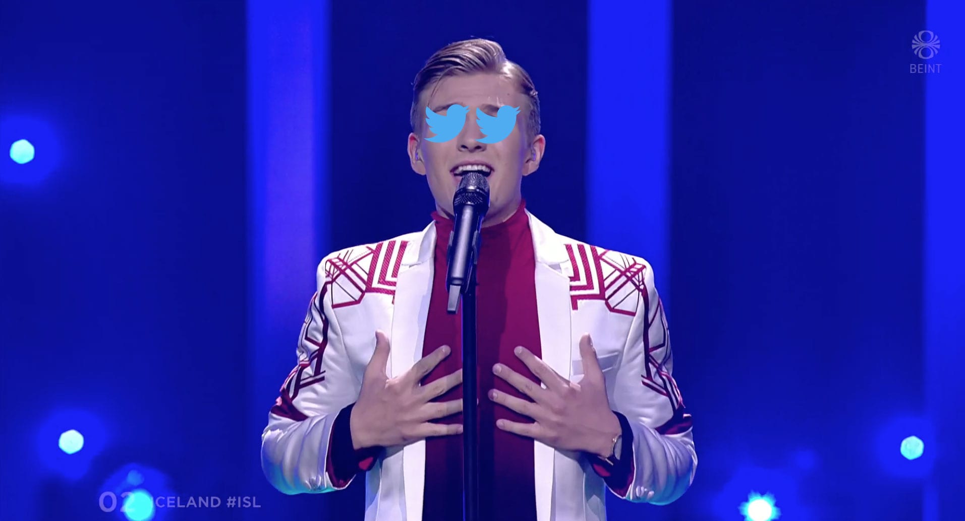 Twitter var á yfirsnúningi þegar Eurovision hófst í Portúgal: „Starfrækir Áttan söngskóla í Makedóníu?“