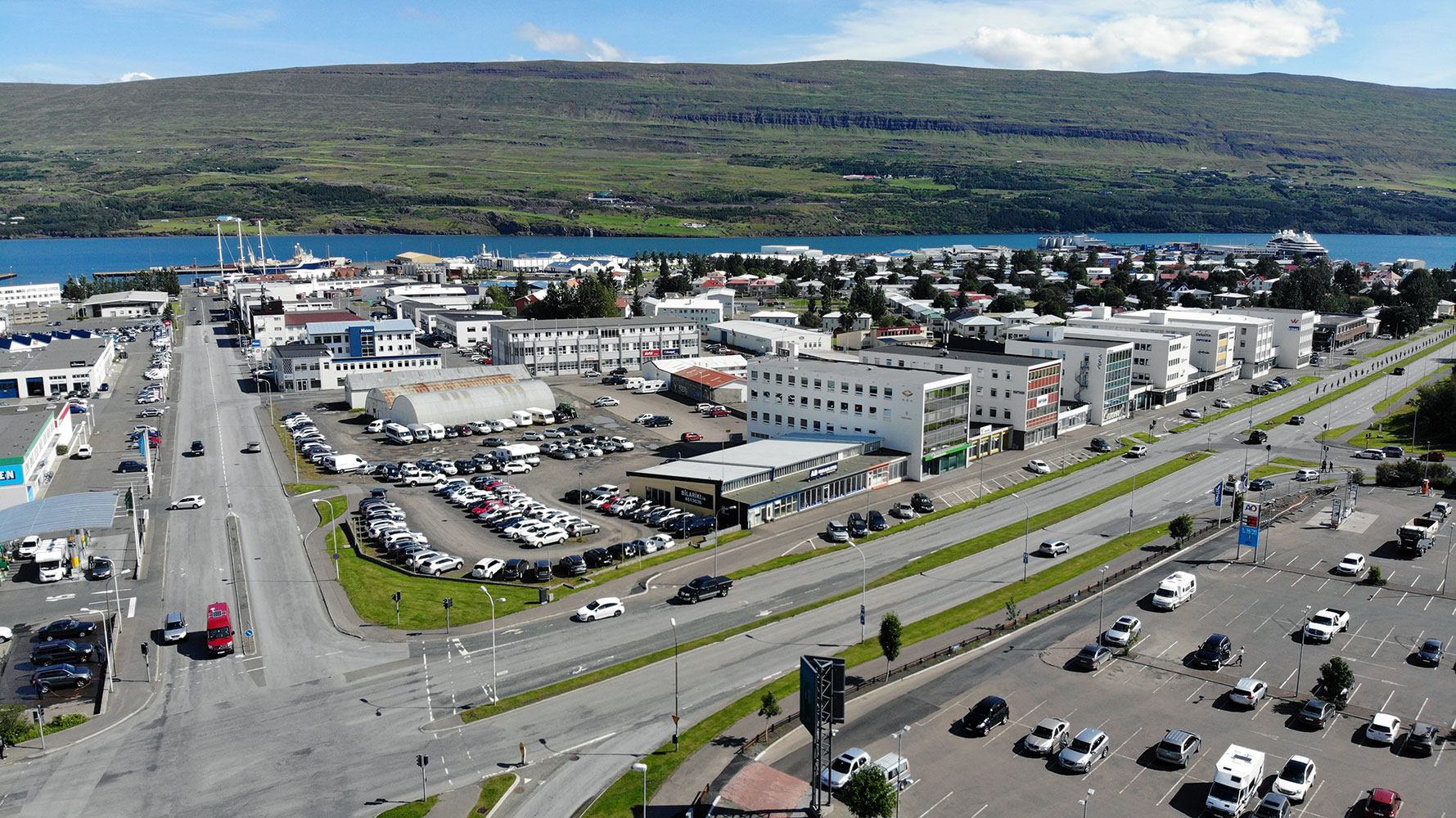 Ítalskur karlmaður fluttur á sjúkrahús eftir sprengingu á Akureyri