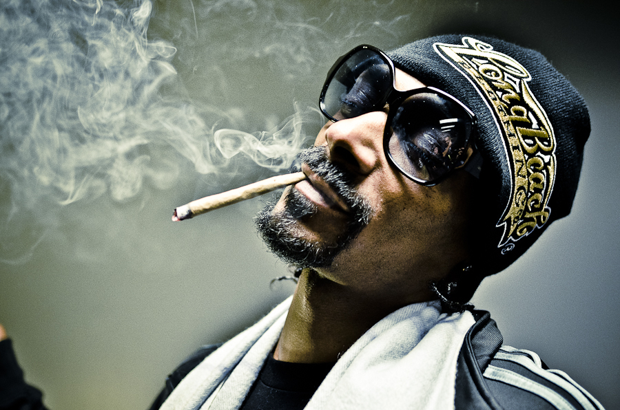 Snoop Dogg framleiðir sérstakt SÚKKULAÐI! - Aðdáendur Kanabis eru á biðlista til að kaupa það!