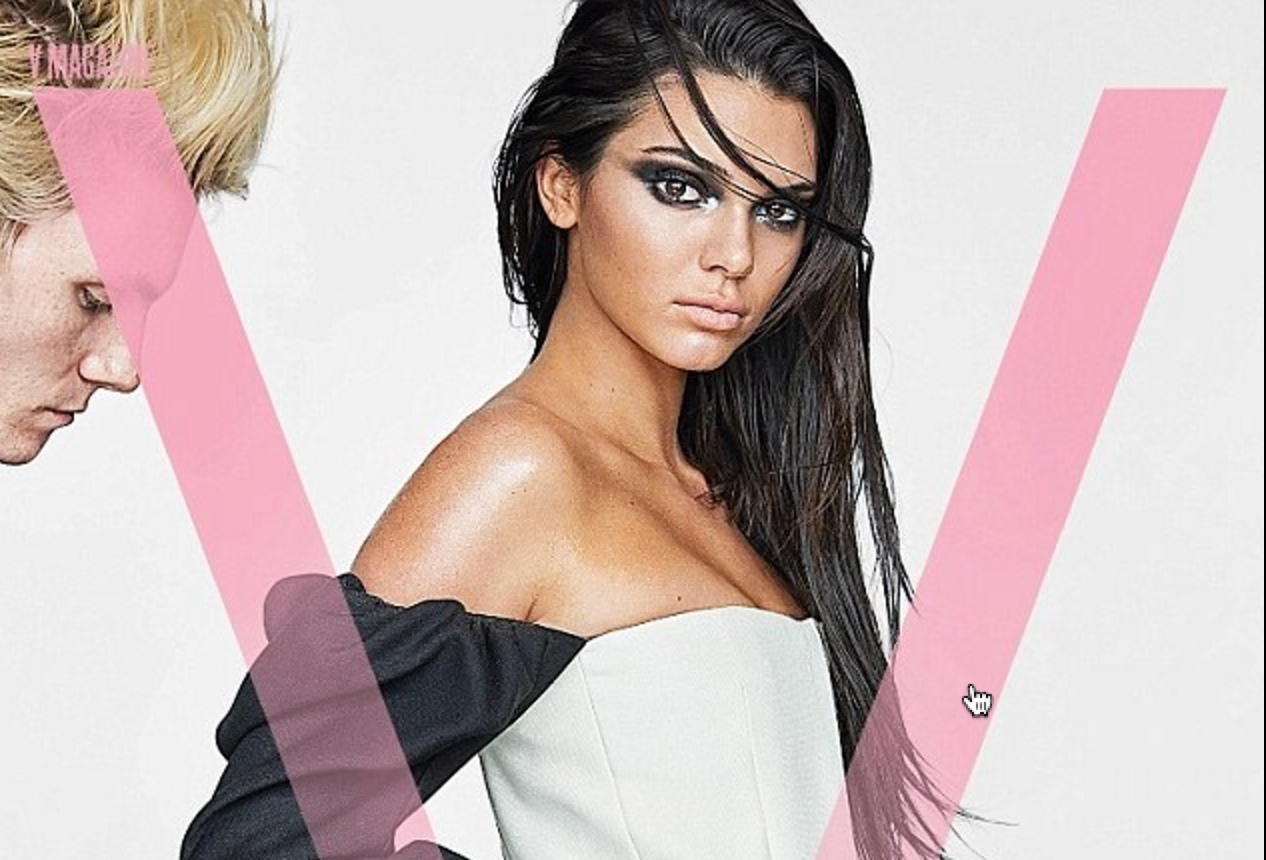 Kendall Jenner skartaði RISA snákatattúi á lærinu í nýrri myndatöku
