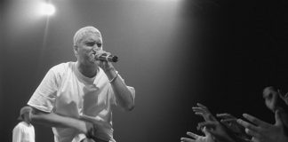 Skilgreiningu Eminem á orðinu "Stan" bætt við Merriam-Webster orðabókina