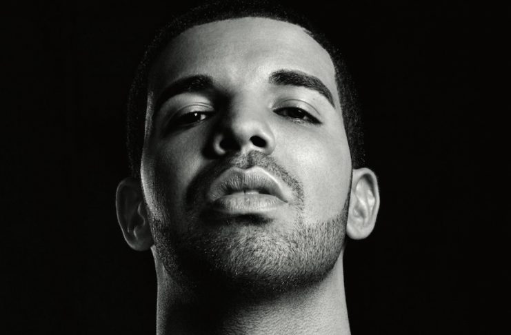 ​Drake með 2 heitar lummur