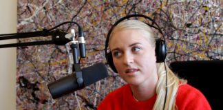 ​„Okkur vantar stelpu til að spila.“ – DJ Sura